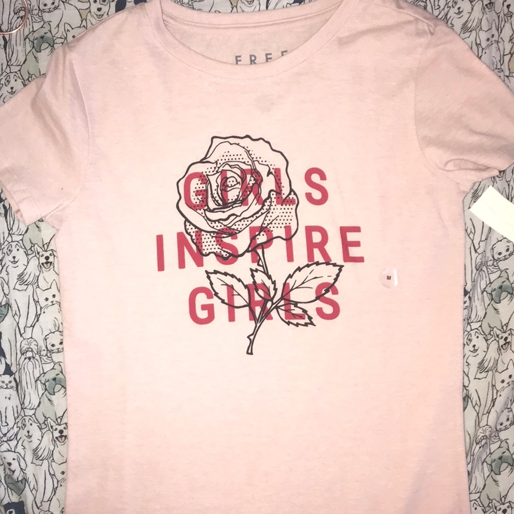 pink top